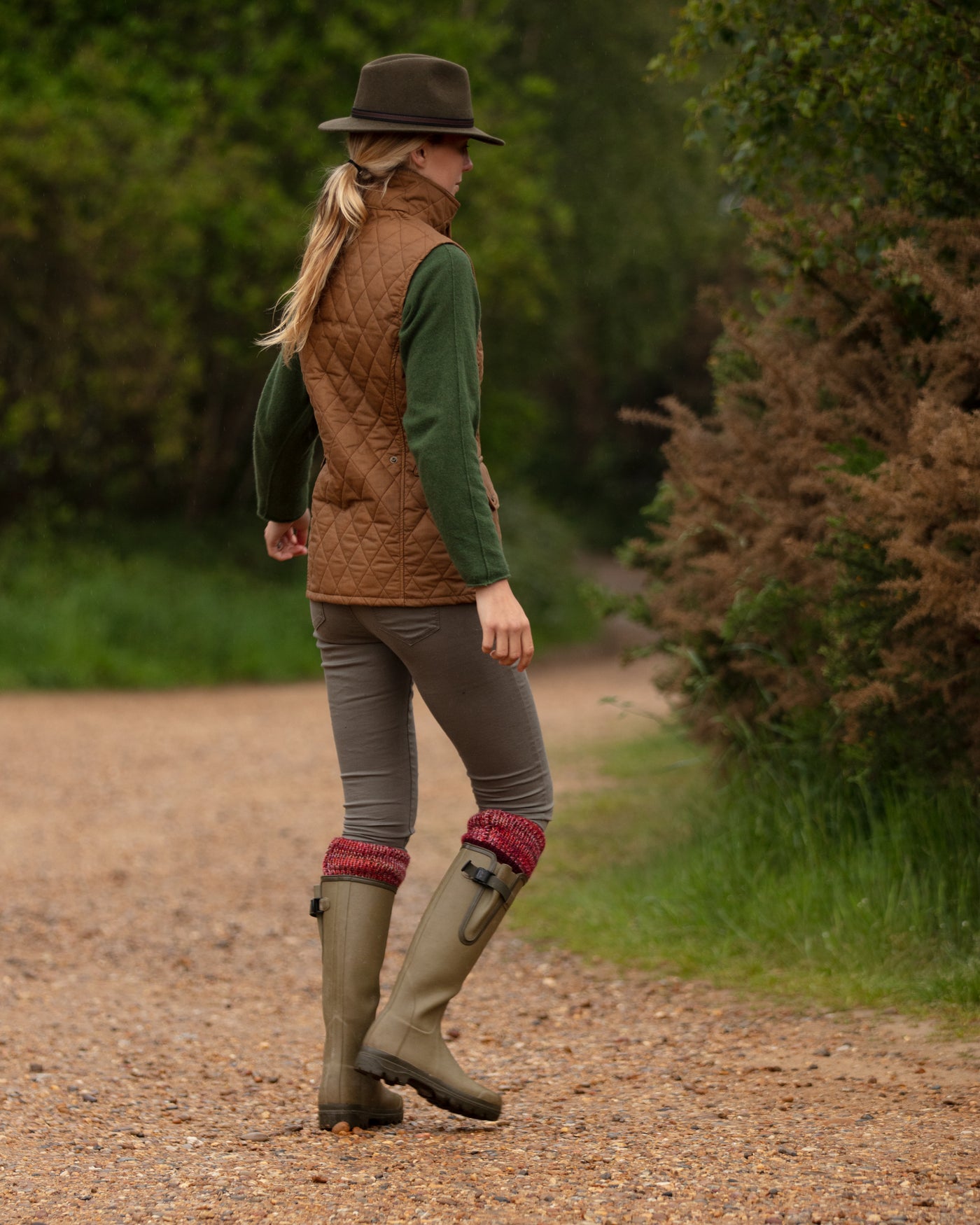 Oxford blue Newbury Quilted wax gilet, Sand